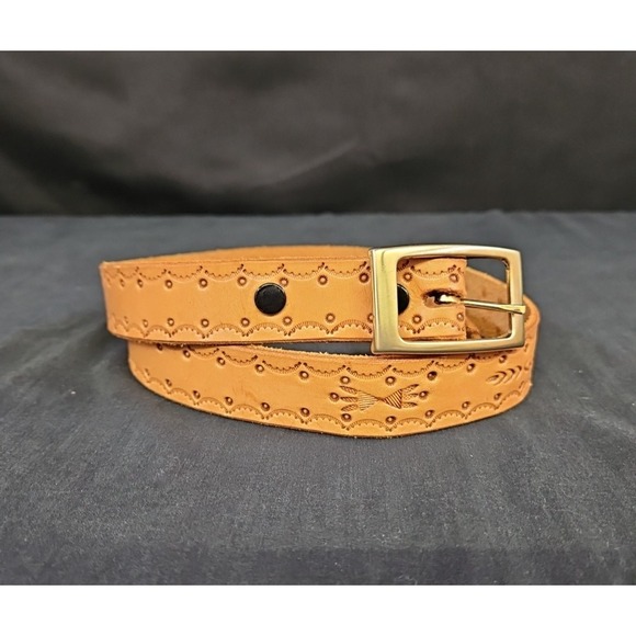 The Unbranded Brand Accessories - Light Brown‎ Belt Women's Size S/M Gold Buckle Casual Western Aztec